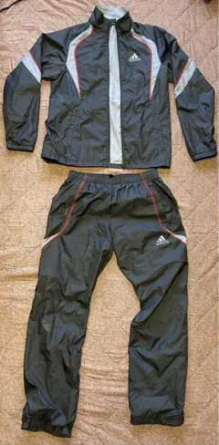 adidas スポーツウェア　上下セット（ジュニアLサイズ）