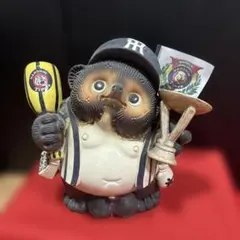 阪神タイガース 2003年 優勝記念 信楽焼 狸 たぬき 限定品 - メルカリ