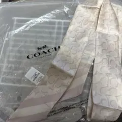 【新品未使用】COACHのシルク製スキニースカーフ 薄いピンクのサムネイル