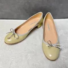 Item thumbnail for item 5a84a350-b723-43f7-9a6e-b6d82e48f8b9