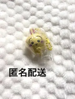 ちいかわ　マスコットつきビスケット　うさぎ