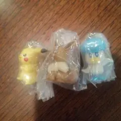 ピカチュウ・クワッス・イーブイ　ポケモンスイングコレクション06 キーホルダー