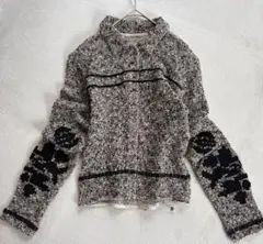 未使用 TODAYFUL トゥデイフル エンブロイダリー メッシュ シャツ 美品のサムネイル