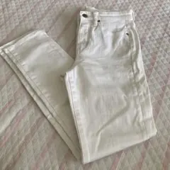 ユニクロUNIQLO ジーンズ　ホワイトデニム　スキニー　ストレイト　ハイライズ