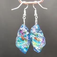 【期間限定SALE】きらきらブルーピアス