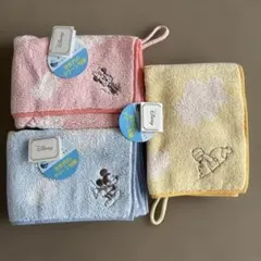 ディズニー　ハンドタオル ミッキー&ミニー&プーさん柄の 3枚セット