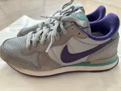 NIKE インターナショナリスト　23.5cm