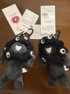 黒ミャクミャク 立ち 座り 2体セット - メルカリ