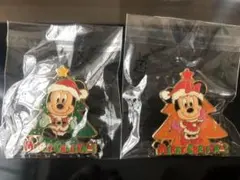 ディズニー クリスマス　ピンバッチ ２個セット
