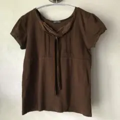 ブラウン リボン付き 半袖Tシャツ