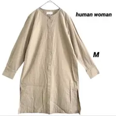 美品 human woman ノーカラー シャツワンピース ベージュ Mのサムネイル