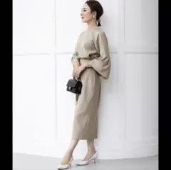 ur's ユアーズ　 星玲奈　コラボ セットアップ　 S M　ベージュ