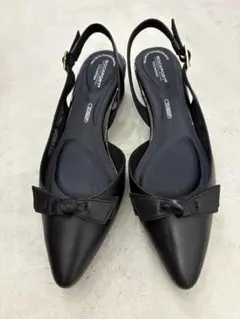 ROCKPORT TOTAL MOTION パンプス 黒（箱あり）のサムネイル