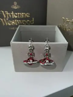 ヴィヴィアンウエストウッド レッドオーブピアス★