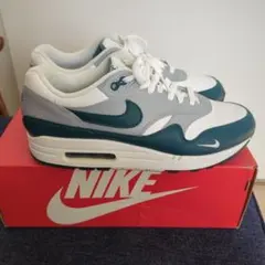 NIKE AIRMAX 1 LV8 　ダークティールグリーン