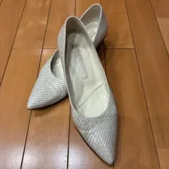 ヨシト　パイソン型押し　パンプス　ヒール高4.5cm サイズ22.5cmのサムネイル