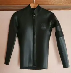 定価3.7万 MOON WETSUITS タッパー サイズXL - メルカリ