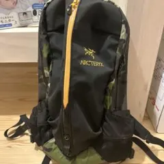 ARC'TERYX ビームス別注　アロー22のサムネイル