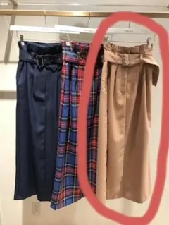 新品未着用　Mila Owen ハイウエスト台形タックロングスカート　ベルト付き