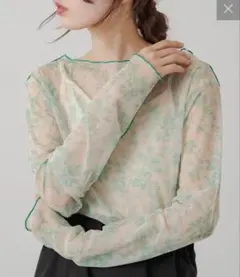 kastane シアー 花柄　トップス　シアーTシャツ　【値下中】