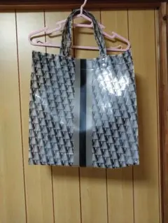 セレクトショップ購入。クリア キルティング トートバッグ - メルカリ