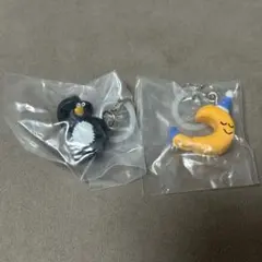 コンドウダイスケ　めじるしアクセサリー　ペンギン 月 2個セット