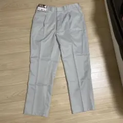 ライトグレー スラックス バックポケット付き