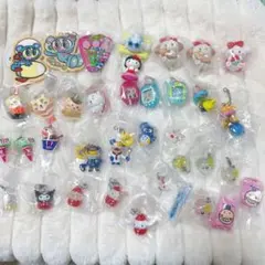 めじるしアクセサリー　ガチャガチャ　37個セット
