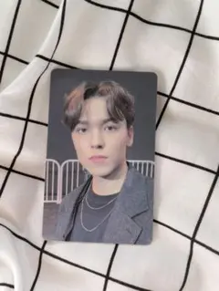 セブチ バーノン ラキドロ トレカ