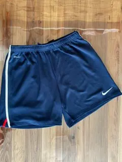 NIKE ナイキ ショートパンツ スウッシュ刺繍ホワイト×ネイビー Lサイズ