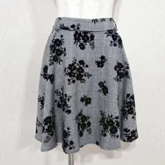 グレンチェック　花柄スカート　フラワー（M）ウエストゴム　裏地付き