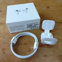 AirPods Pro (第一・第二世代) 箱＋ケーブル＋イヤーピース - メルカリ