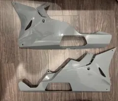 BMW S1000RR 純正 Mカラー リアカウル K67 2026年式 未使用 - メルカリ