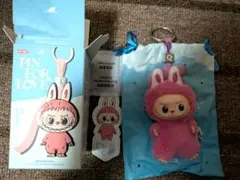 【Q】ラブブ イニシャル ぬいぐるみペンダント ポップマート