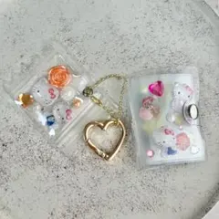 ミニシール帳の完成品　キャンディーバッグキーホルダー付き