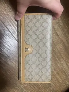 Item thumbnail for item 7e54cc40-1e71-4c53-8a94-818f16416d59