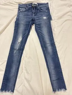 ダメージ加工スキニーデニム