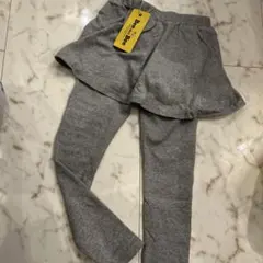 新品未使用　Bee desBee グレー レギンス付きスカート　スカパン