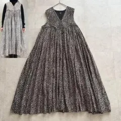 美品　メゾンドソイル　ロングワンピース　24AW　 ボタニカル　キルティング　黒のサムネイル
