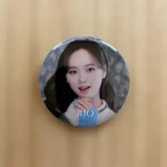 NIZIU RIO 缶バッジ