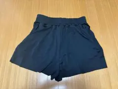 yori mizugiwa ショートパンツ　36 ブラックのサムネイル