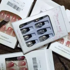 新品未使用✩.*˚ネイルチップ5点セット✩.*˚オマケ付き(グルー)✩.*˚