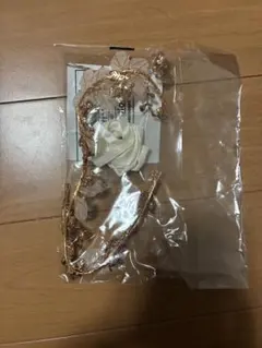 ウェディング ヘッドドレス ゴールド 花モチーフ