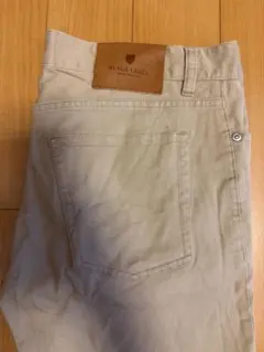 ブラックレーベルクレストブリッジ　パンツ　ベージュ　定番のサムネイル
