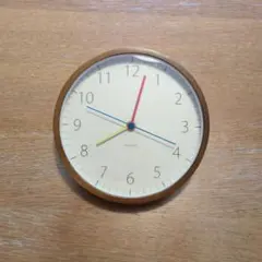 Magnet　針の色がそれぞれ違う 掛時計 シンプル