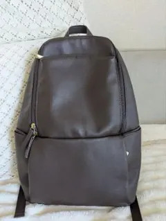 ブラウン 合成皮革 リュック　レガートラルゴ
