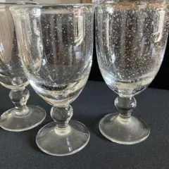 気泡のガラス製ワイングラス3個セット　小さいサイズ　ミニサイズ