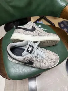 格安❗️NIKE AIR FORCE 1 パイソン柄 スネーク
