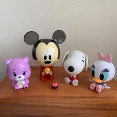 ミッキー　スヌーピー　ケアベア　デイジーダック　プラスチック製フィギュア　4体