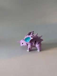 モンコレ　初期　ポケモン　ニドリーノ